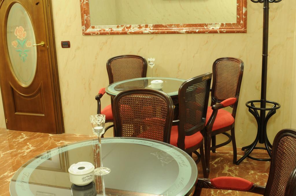 Hotel Maria Napels