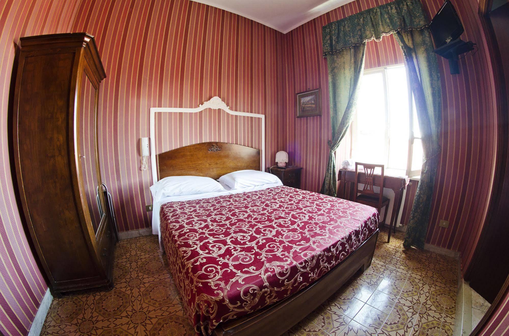 Hotel Maria Napels